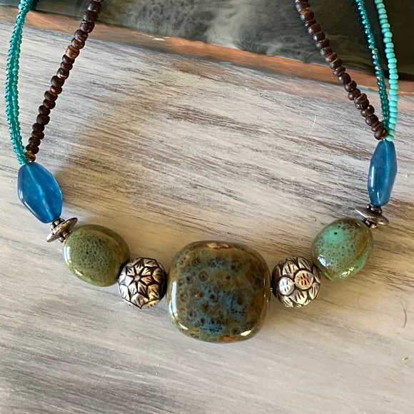 Tumbled Stone Beaded Necklace - Picture 3 of 7